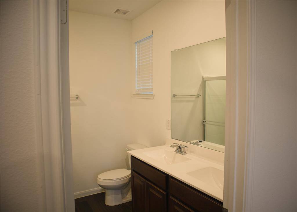 Dual sink vanity