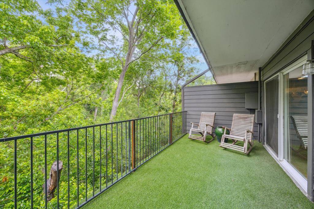 The patio is 30 feet long and allows for any configuration you can imagine. The trees allows for max privacy.