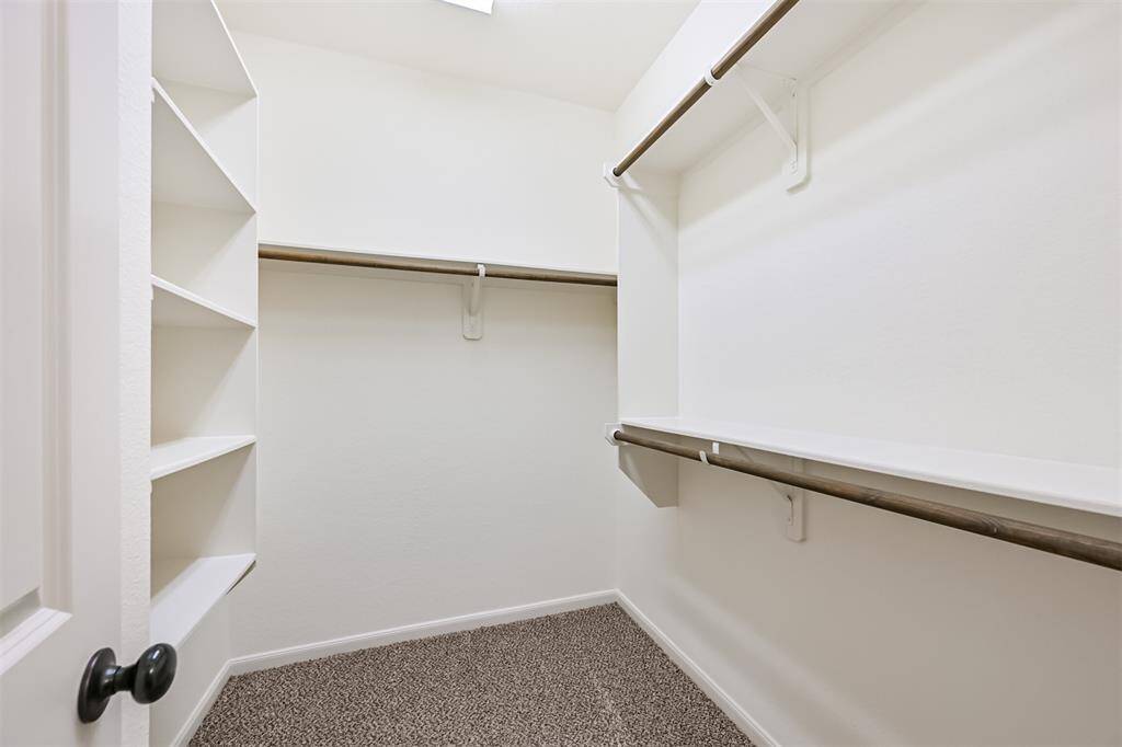 Large walk inc closet