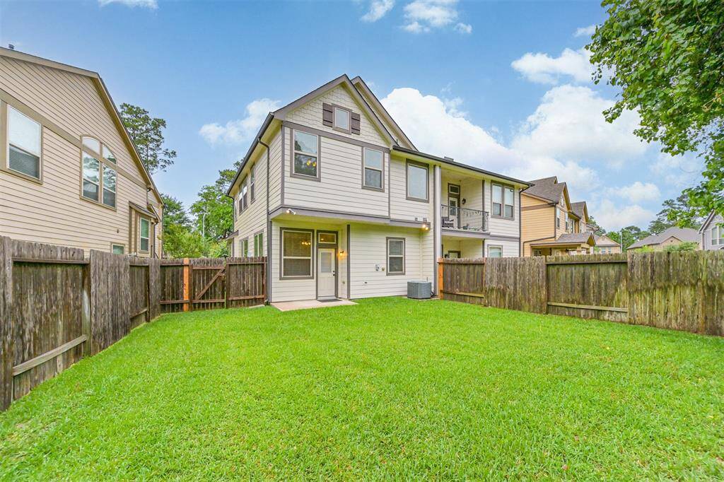Nicely sized backyard