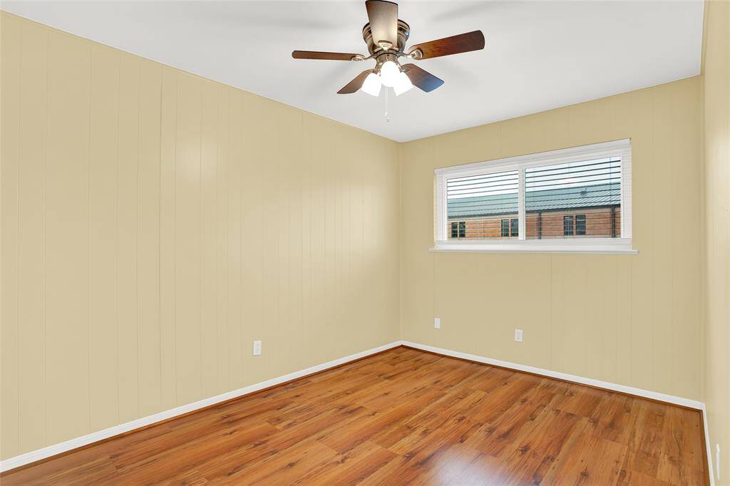 Secondary bedroom upstairs