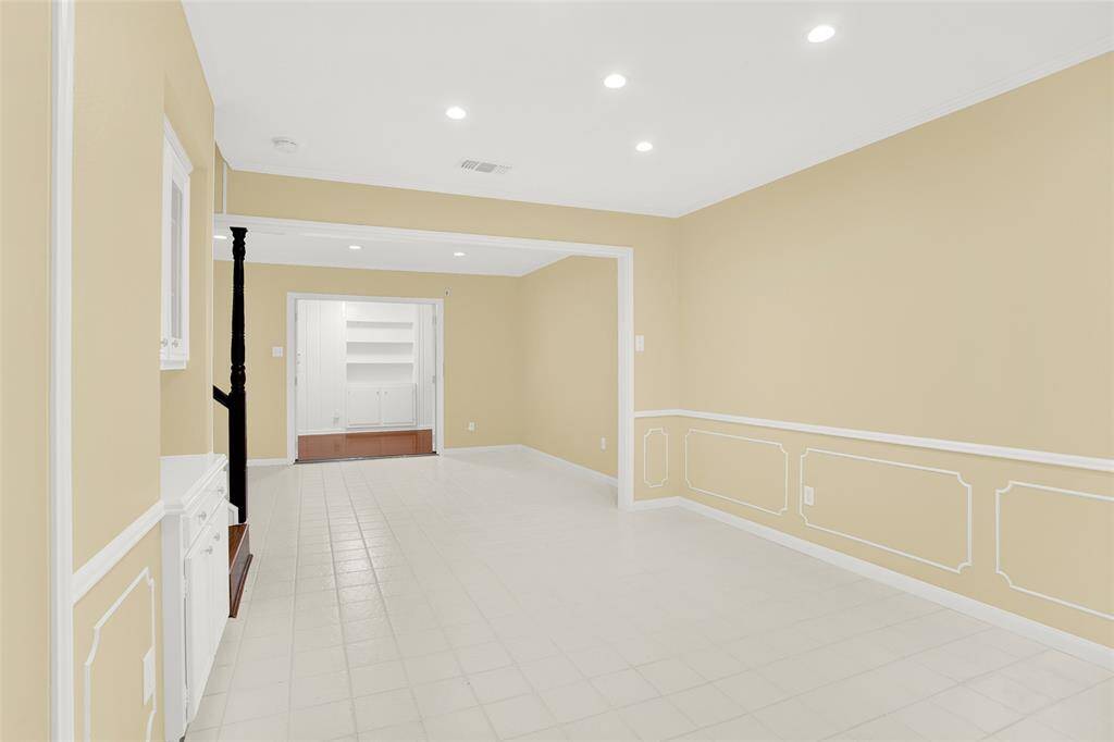 Spacious and bright