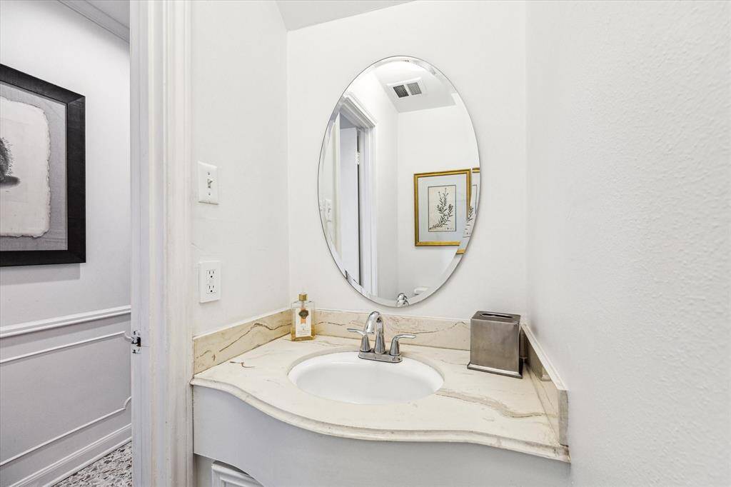1st floor powder room