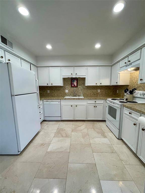 All appliance included