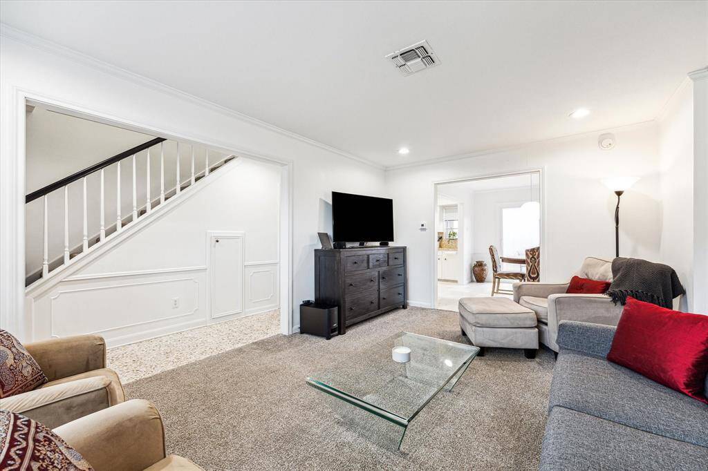 2 story townhome