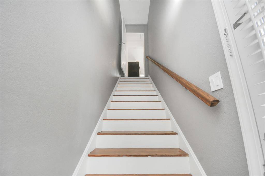 Private entryway leading up to the Upstairs unit