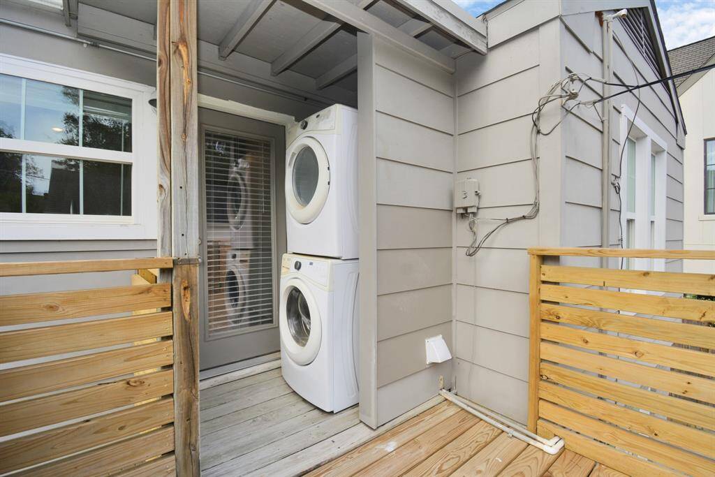 Full-size washer and dryer for this unit only
