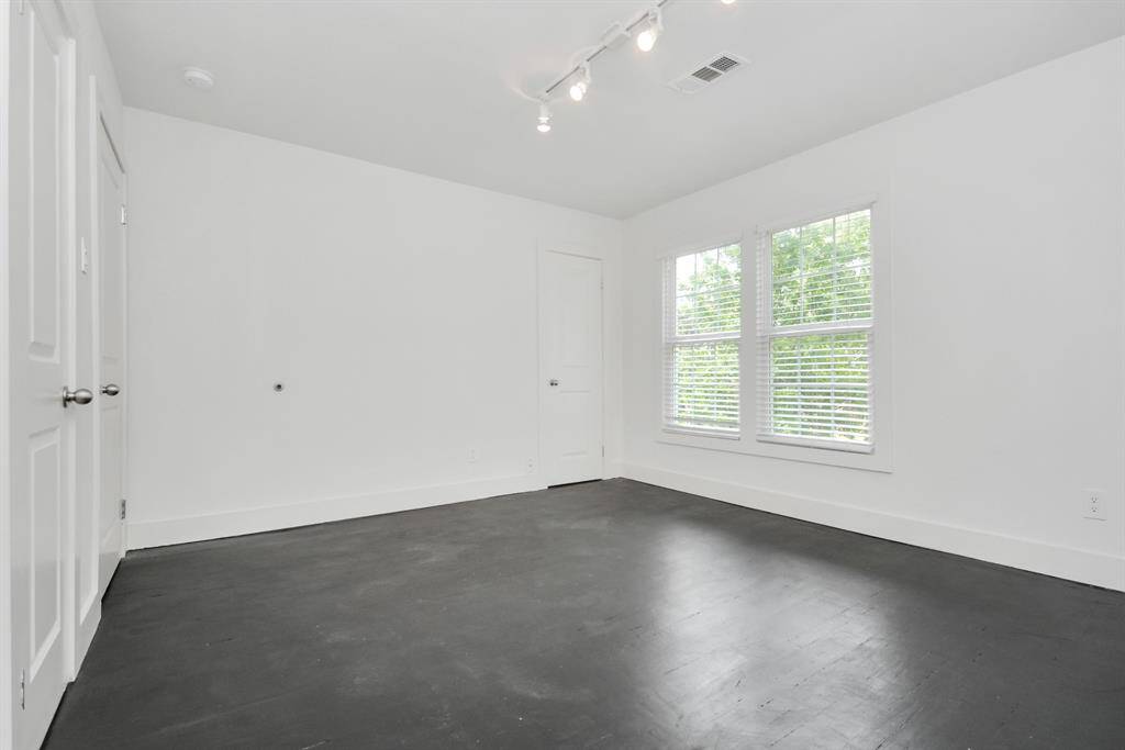 Front bedroom