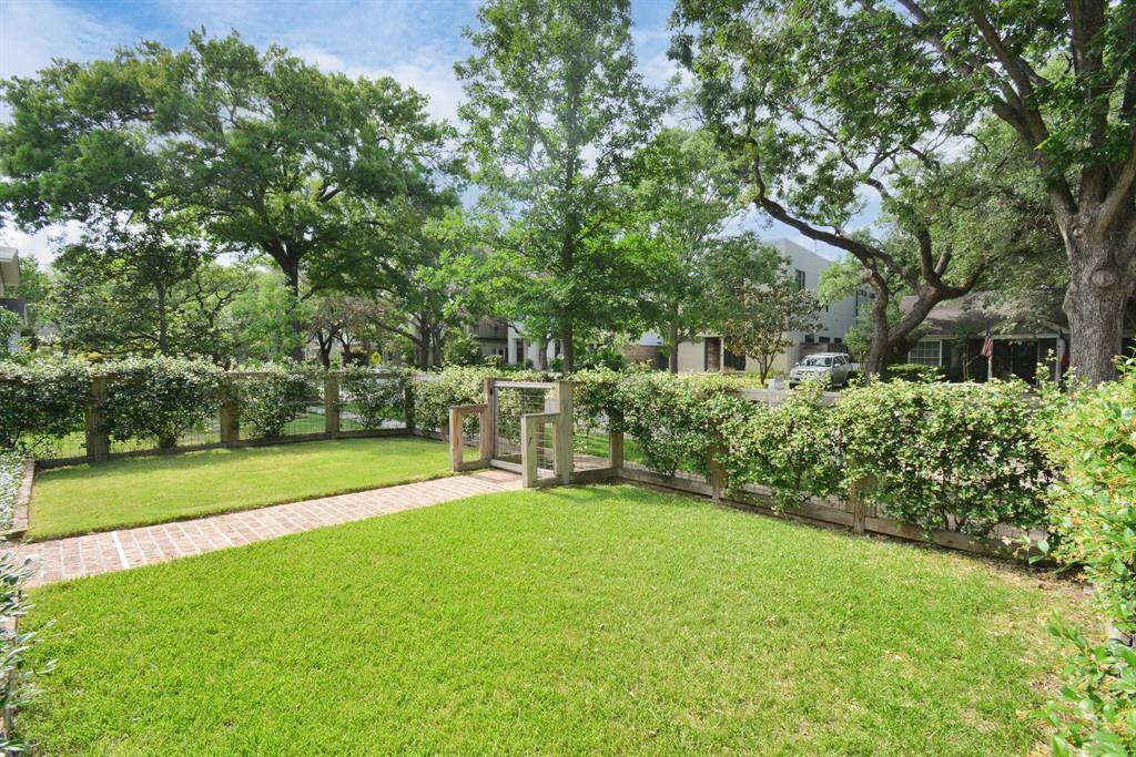 shared fully fenced front yard