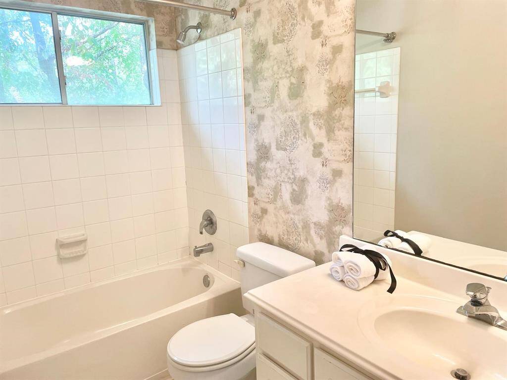 Secondary Bathroom