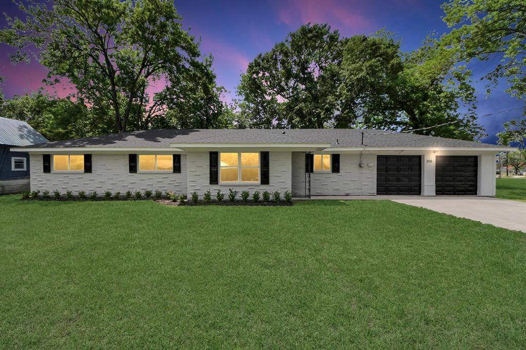 Welcome to 206 Hill. This cozy one story all-brick home has 3 bedrooms, 2 baths, with an oversized 2-car garage.