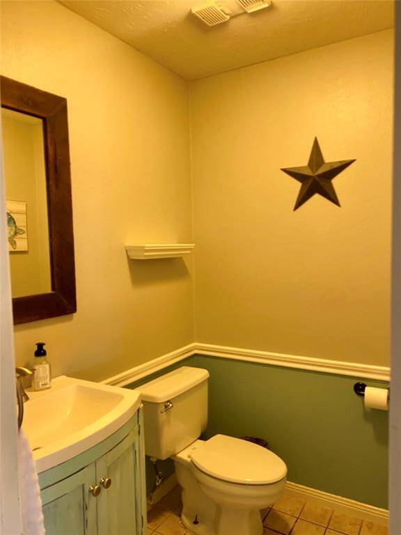 Powder bath downstairs
