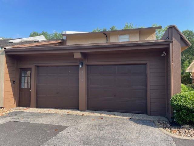 Extra large garage