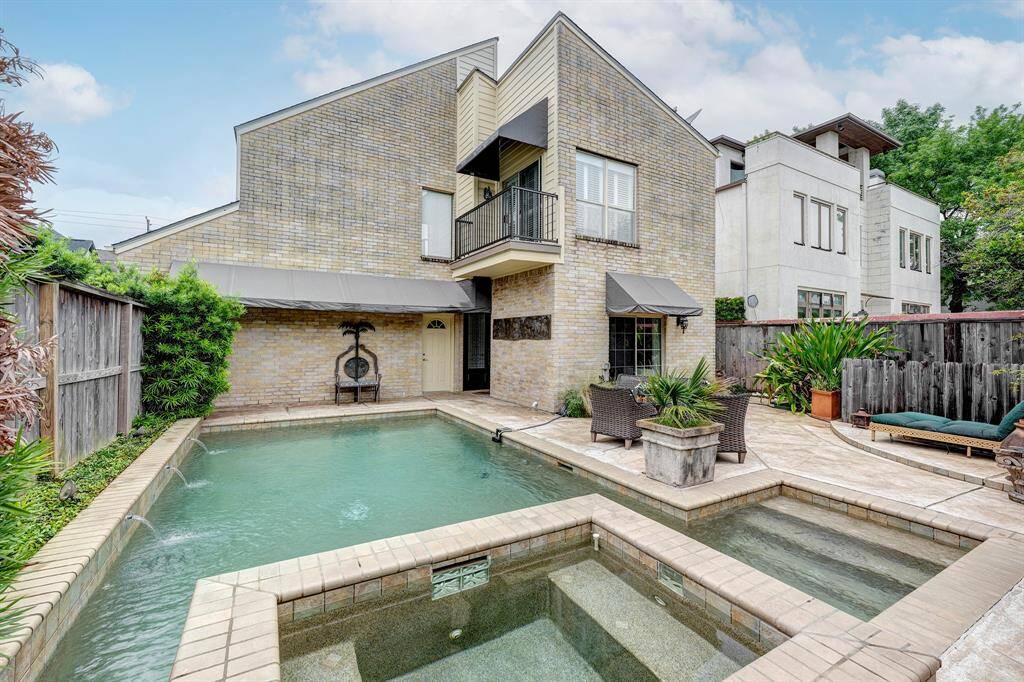 Pool and spa with room for lounging . chairs and table. Expect to be the most popular ofyour friends.