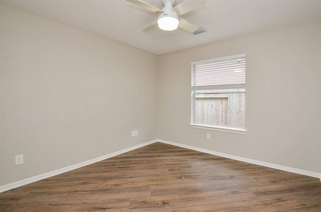 Take advantage of cozy corner nooks for accents!