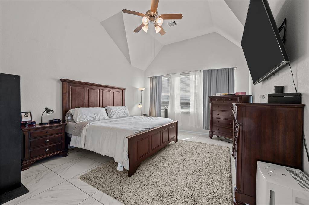 Primary suite