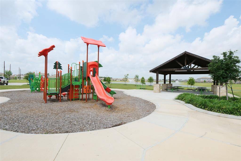 Community park near by