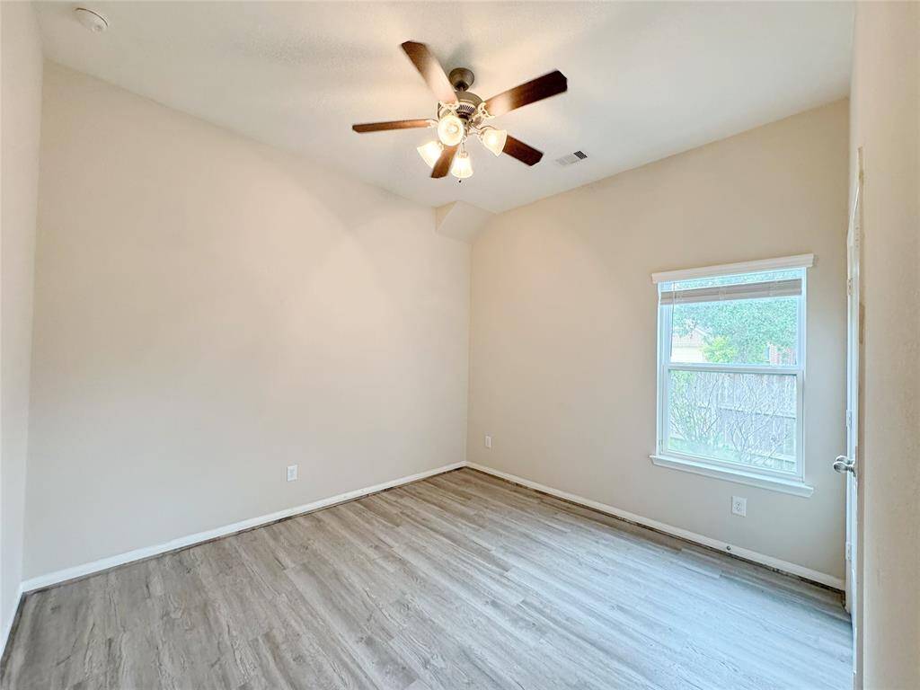 Secondary bedroom on 1/F