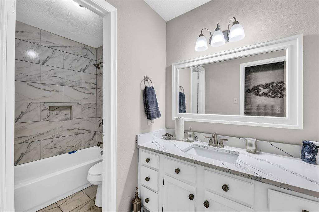 Completed remodeled 2nd bathroom