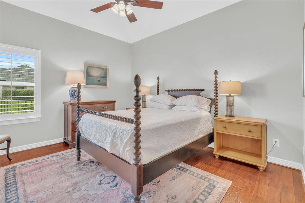 This secondary bedroom has lots of natural light, high ceilings and a ceiling fan! 27103 Boater's Crossing Dr., Katy, TX  77493
