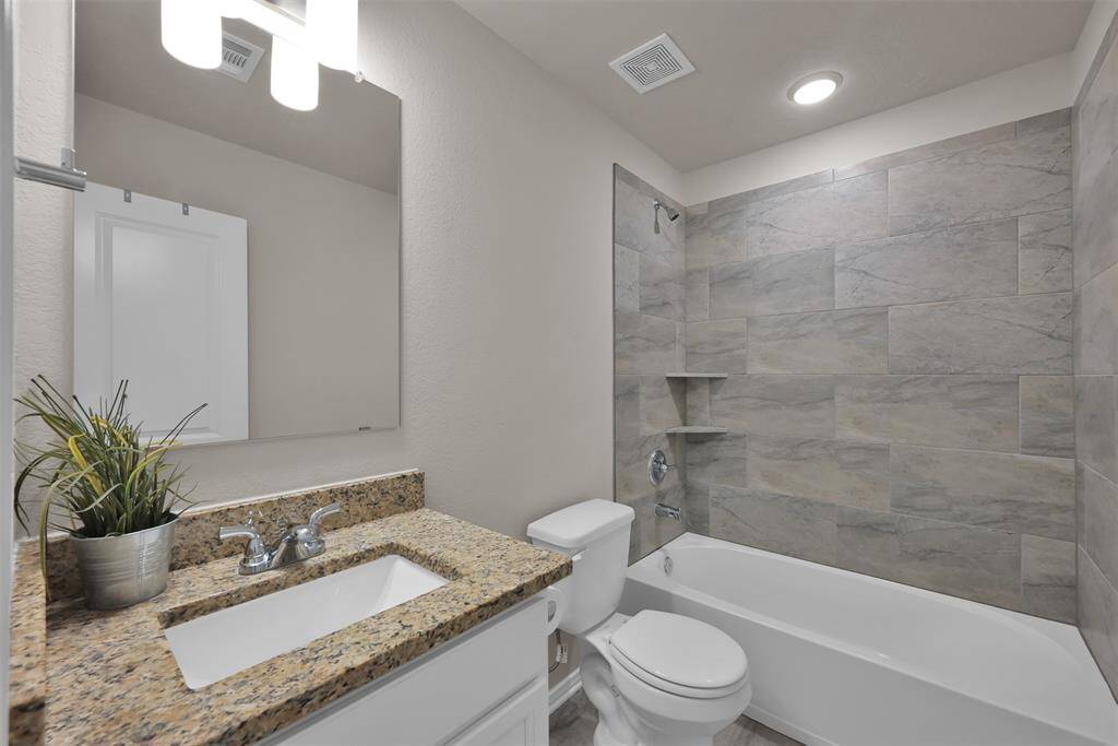 Bathroom #2 upstairs