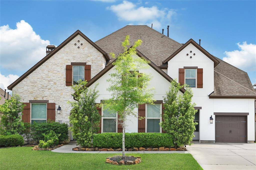 Welcome to 2803 Barclay Lake Ln.