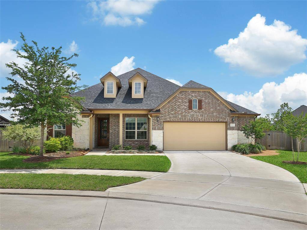 Welcome to 28903 Daybreak Way!