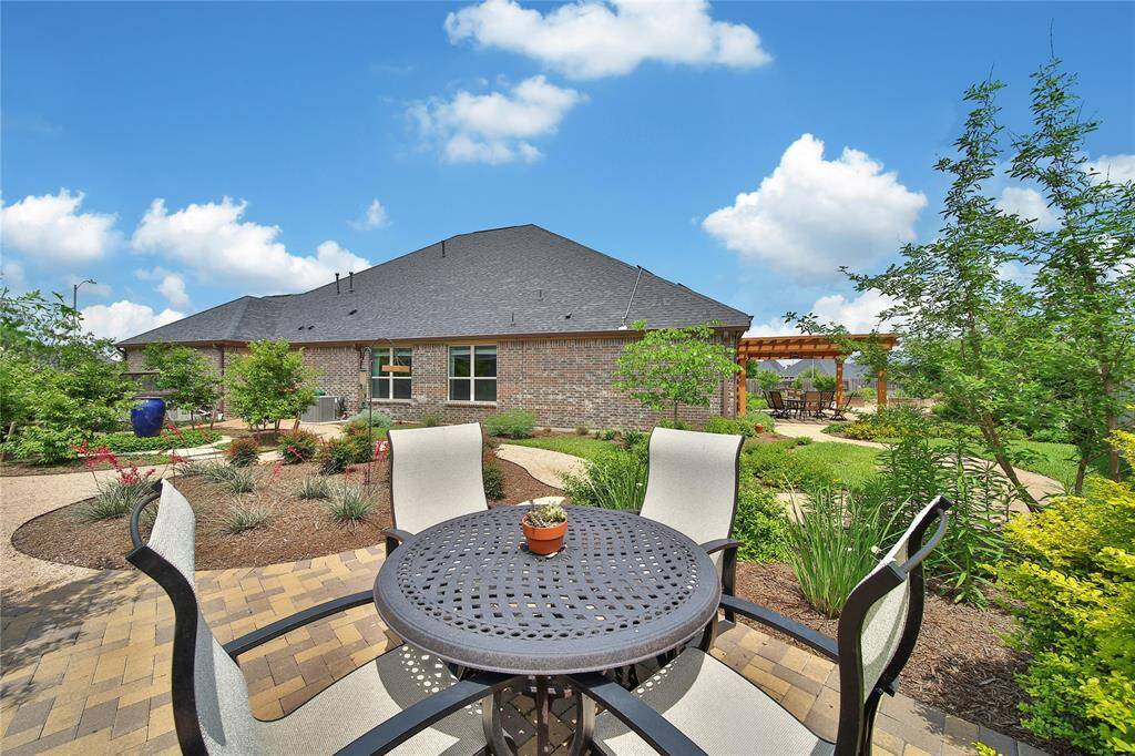 View of additional pavestone patio.