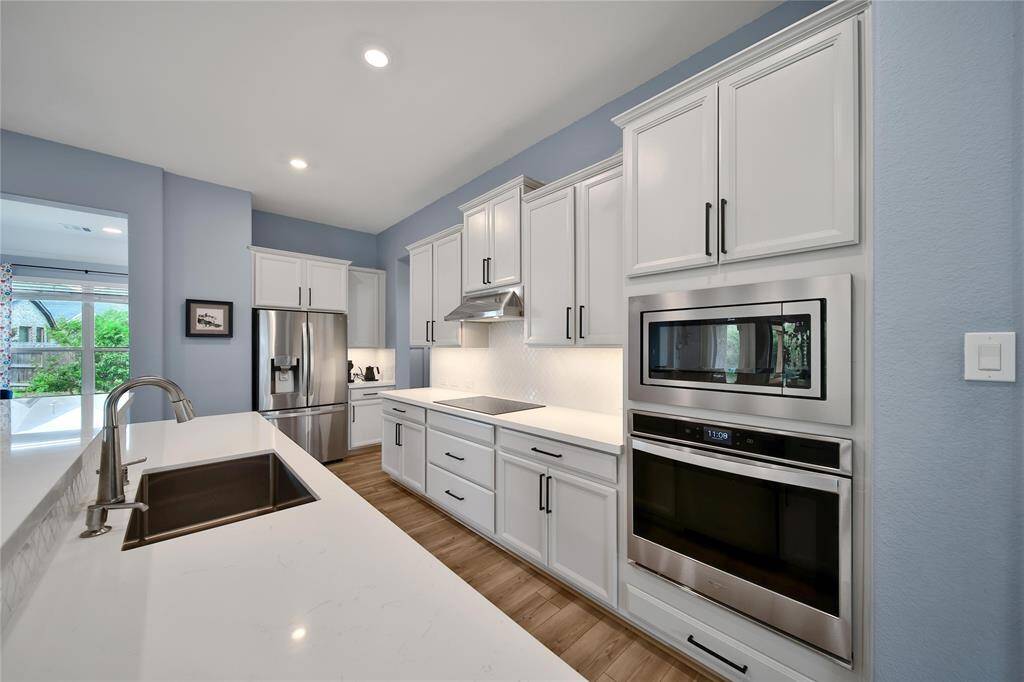 View of kitchen :2.