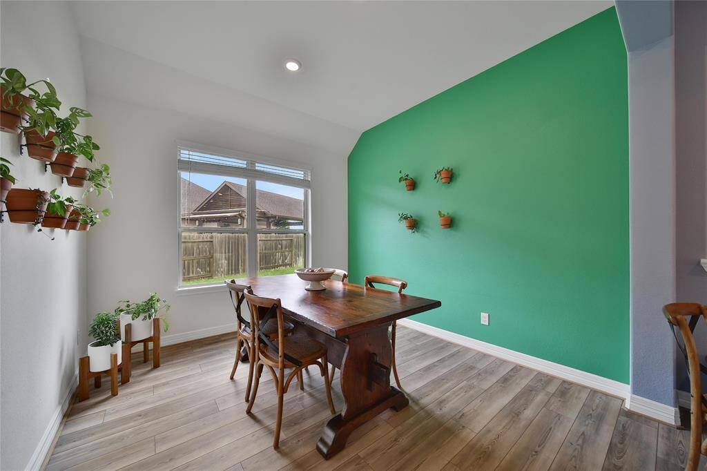 View of dining room :2.