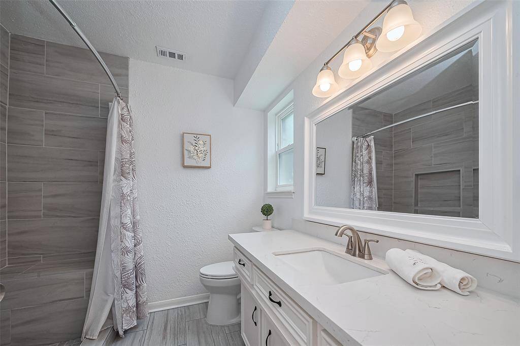Primary walk-in shower