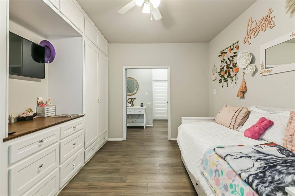 Bedroom 5/Flex Room
