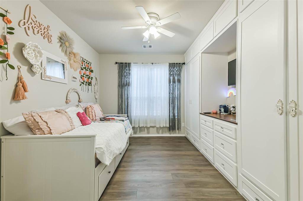 Bedroom 5/Flex Room