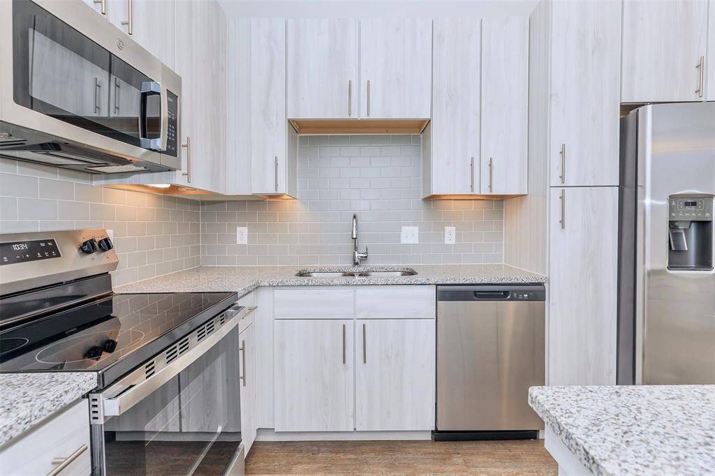 2 MONTHS FREE LIMITED TIME! NEW 55+ Community in Katy, TX! 5 minutes from La Centerra Shopping Center
