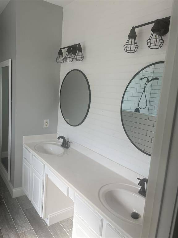 Primary Bath with double sinks