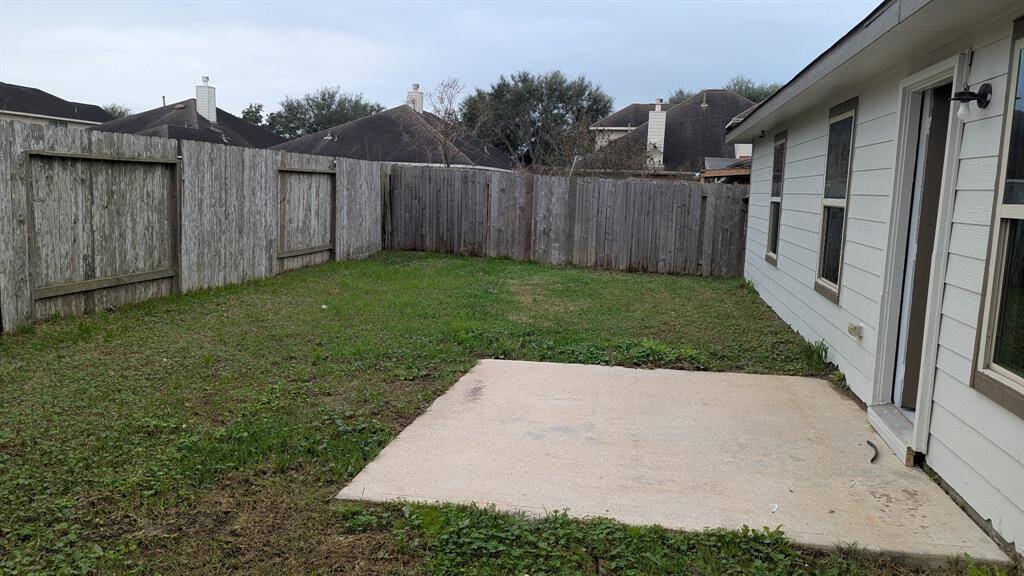 backyard with plenty of space