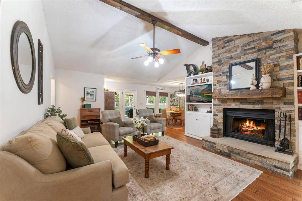 At the end of the day, sit back and relax in the living room.