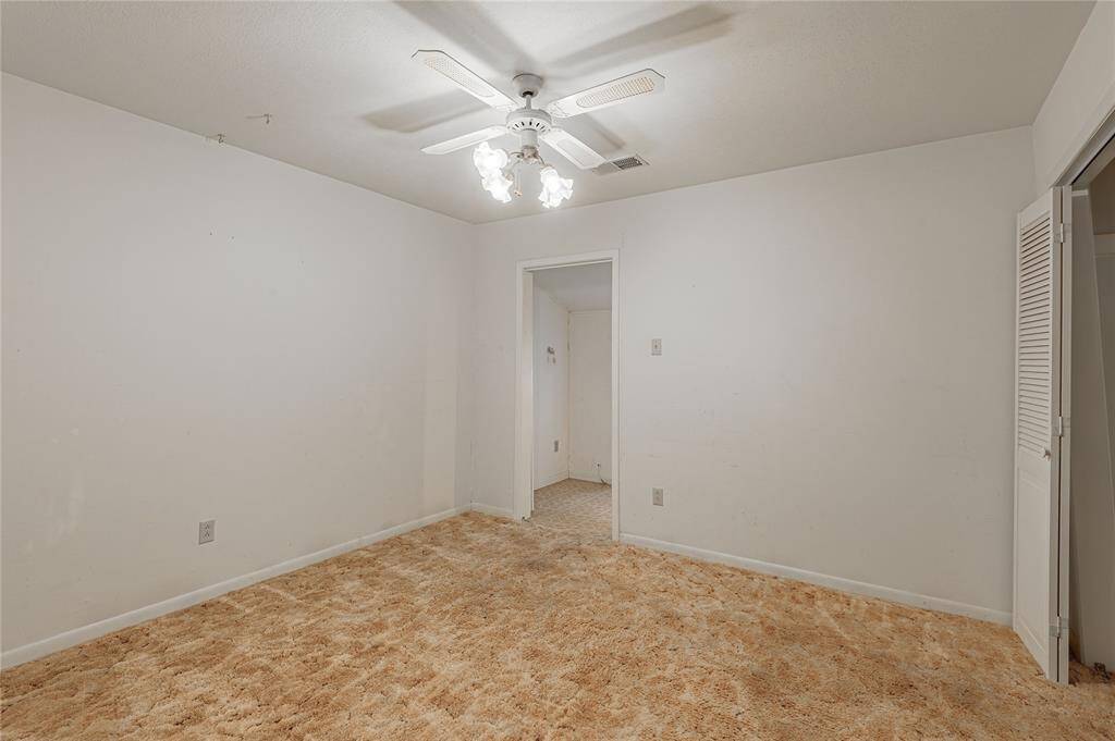 Second bedroom