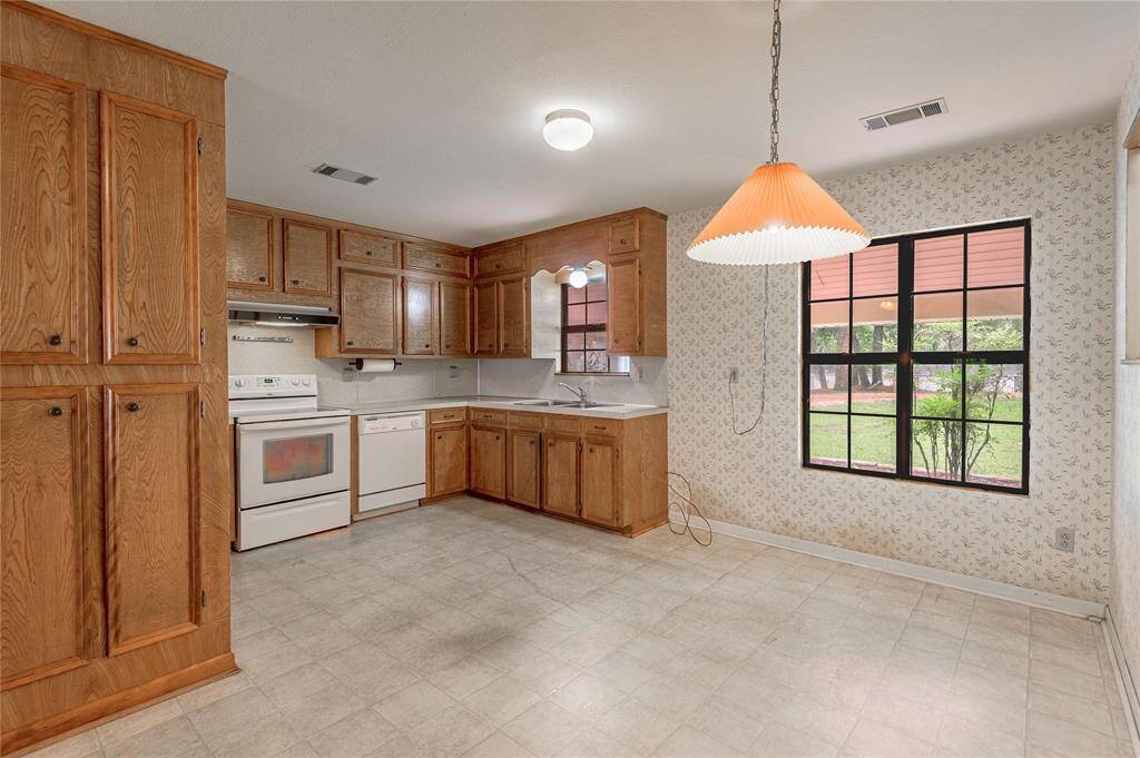 Kitchen and dining room