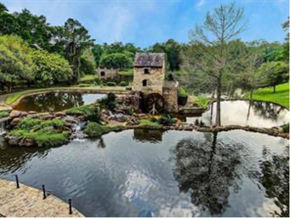 Welcome to Old Mill Lake. Enjoy park and lake views from this stunning community. Tucked away from the hustle and bustle, once you enter through the gates of Old Mill Lake you escape to your own utopia. Spend your evenings fishing for bass on the lake or taking your small boat out on the water.
