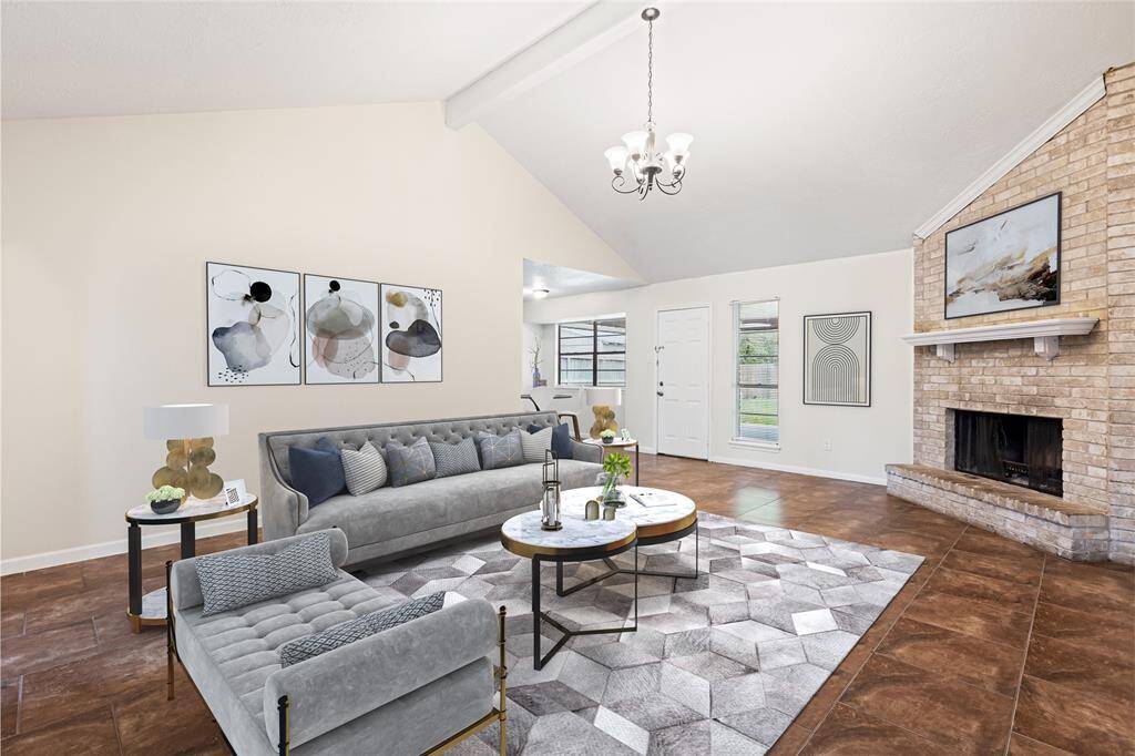 Living Room/Virtual Stage