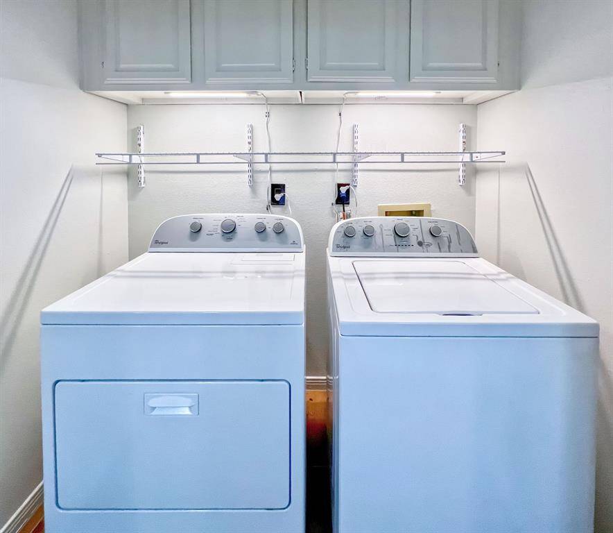 Washer & Dryer
