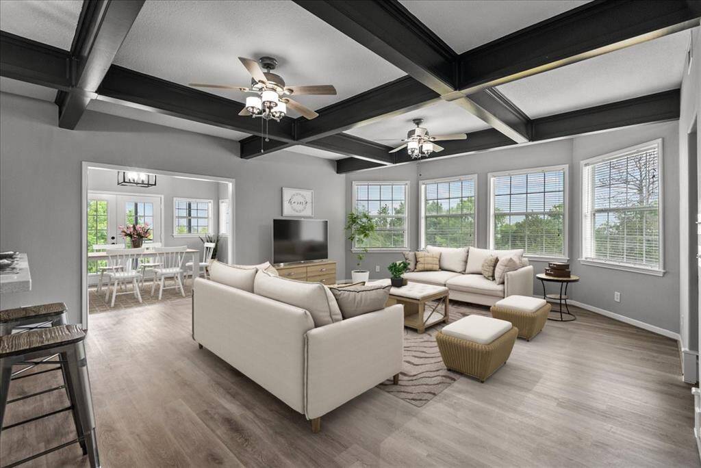 Virtual Stage Living Room & Dining Room