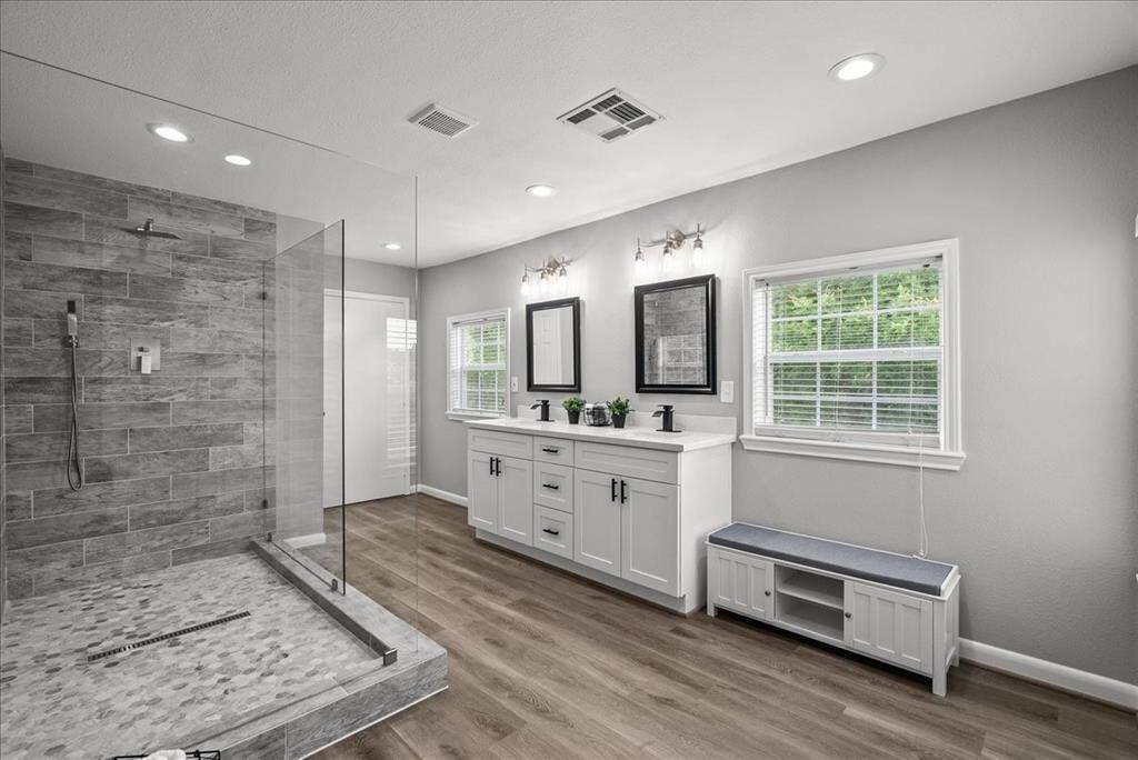 Master bath with double sinks