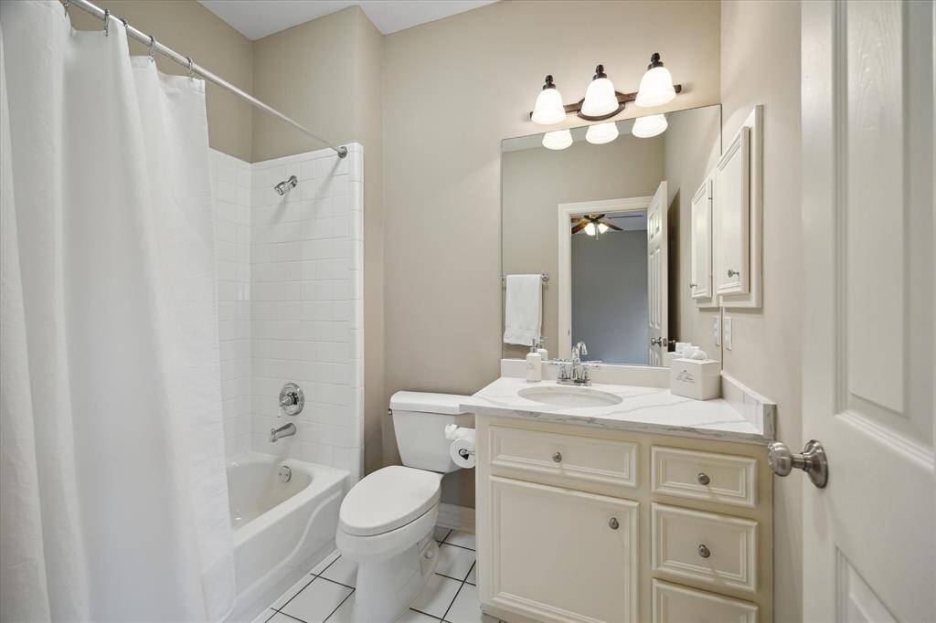 Secondary Bath.