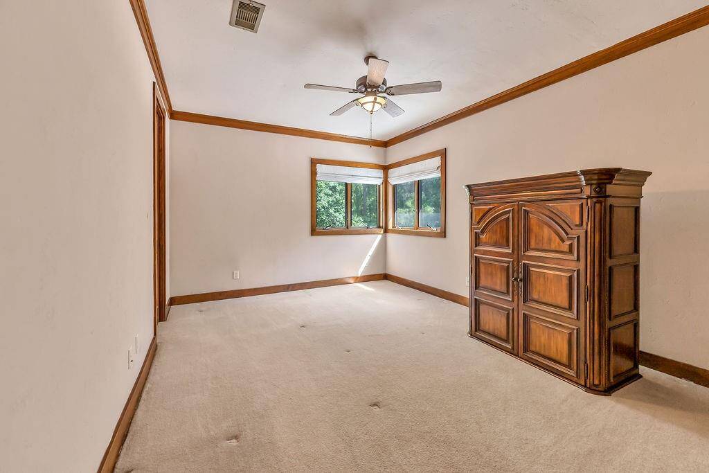 secondary bedroom