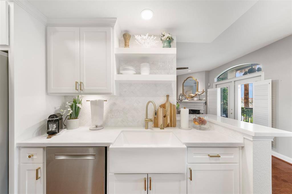 The farmhouse sink you've always wanted!  This kitchen was fully remodeled in 2022 with all-new stainless steel appliances.