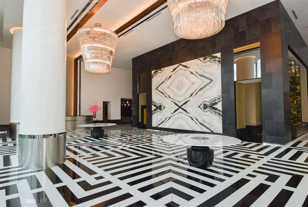 High ceiling in the lobby/reception area