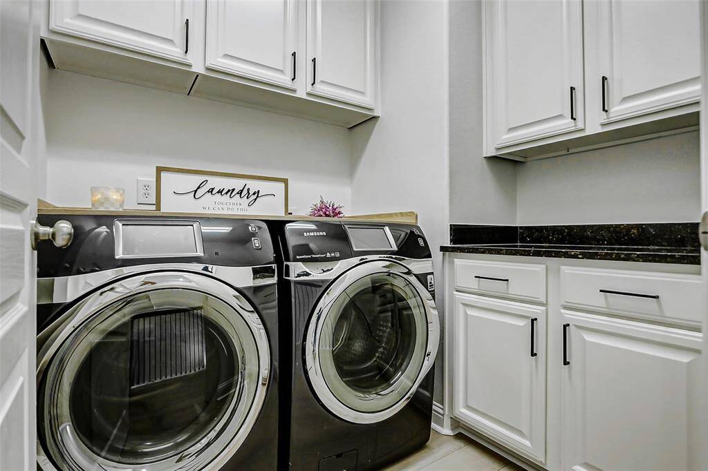 Laundry on the same floor as the primary.. HECK YES!! With enough room to wash, dry, and fold.. you'll have that laundry done in no time!