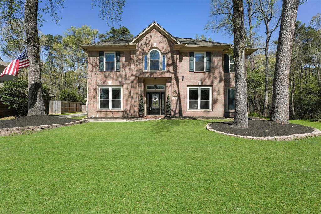 Beautiful House at the end of the cul-de-sac next to the woods and no back-yard neighbors.